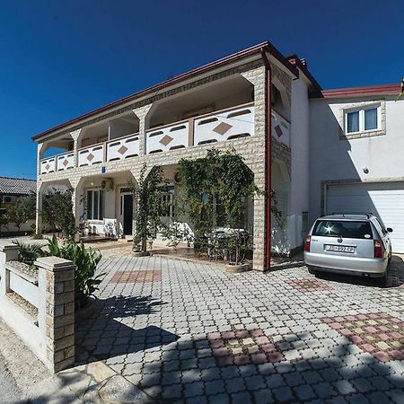 Apartments Zoka Vir Exterior foto